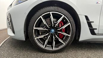 BMW i4 EDRIVE40 M SPORT