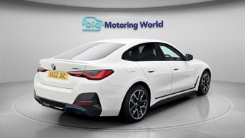 BMW i4 EDRIVE40 M SPORT