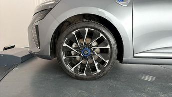 Renault Clio ESPRIT ALPINE E-TECH