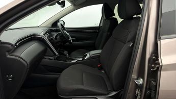 Hyundai TUCSON T-GDI SE CONNECT DCT