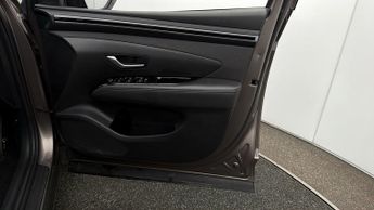 Hyundai TUCSON T-GDI SE CONNECT DCT