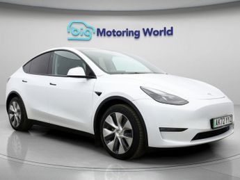 Tesla Model Y LONG RANGE AWD