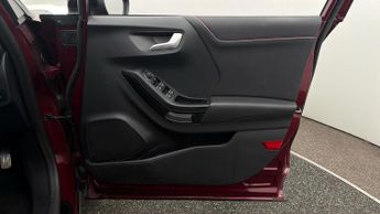 Ford Puma VIVID RUBY EDITION