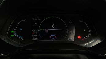 Renault Captur TECHNO E-TECH