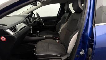 Renault Captur TECHNO E-TECH