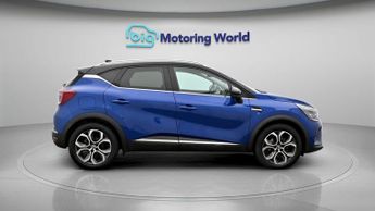 Renault Captur TECHNO E-TECH