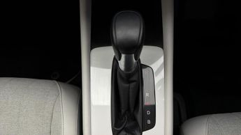 Honda Jazz I-MMD EX