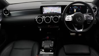 Mercedes-Benz CLA CLA 200 AMG LINE