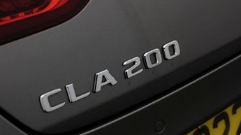 Mercedes-Benz CLA CLA 200 AMG LINE