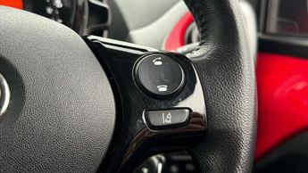 Toyota AYGO VVT-I X-PLAY X-SHIFT TSS