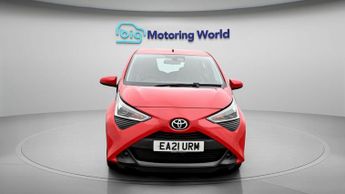 Toyota AYGO VVT-I X-PLAY X-SHIFT TSS