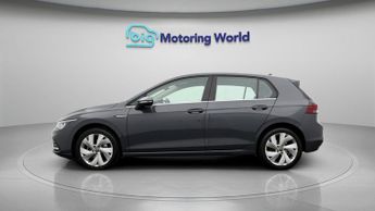 Volkswagen Golf STYLE ETSI DSG