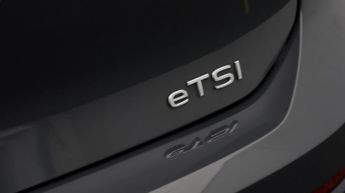 Volkswagen Golf STYLE ETSI DSG