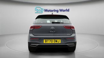 Volkswagen Golf STYLE ETSI DSG