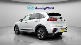 Kia Niro 4 PLUS