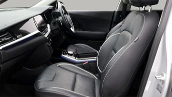 Kia Niro 4 PLUS