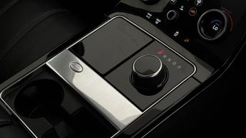 Land Rover Range Rover Velar R-DYNAMIC SE