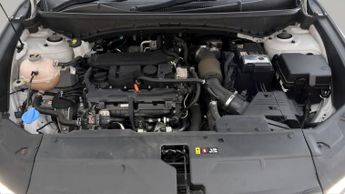 Hyundai TUCSON T-GDI SE CONNECT DCT