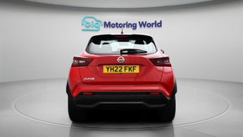 Nissan Juke DIG-T ACENTA DCT