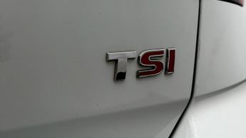 Volkswagen Golf R LINE TSI DSG