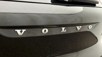 Volvo XC40 RECHARGE T4 R-DESIGN