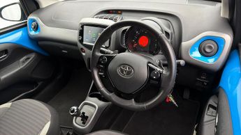 Toyota AYGO VVT-I X-TREND X-SHIFT