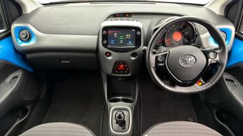 Toyota AYGO VVT-I X-TREND X-SHIFT