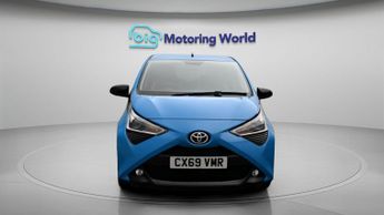 Toyota AYGO VVT-I X-TREND X-SHIFT