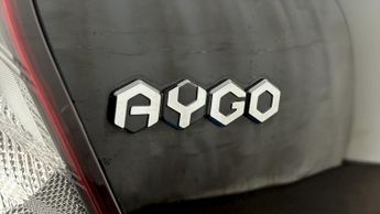 Toyota AYGO VVT-I X-TREND X-SHIFT