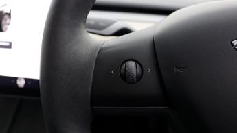 Tesla Model 3 MODEL 3