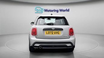 MINI Hatch COOPER CLASSIC