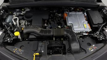 Renault Captur E-TECH ENGINEERED
