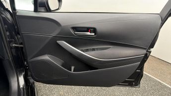 Toyota Corolla ICON TECH