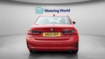 BMW 3 Series 330E SE PRO