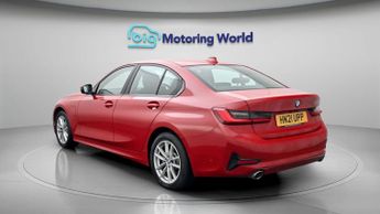 BMW 3 Series 330E SE PRO