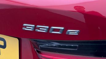 BMW 3 Series 330E SE PRO