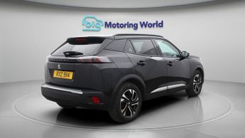 Peugeot E-2008 ALLURE PREMIUM PLUS
