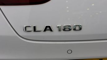 Mercedes-Benz CLA CLA 180 AMG LINE