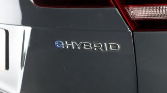Volkswagen Tiguan R-LINE TSI DSG