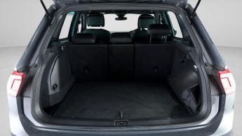 Volkswagen Tiguan R-LINE TSI DSG