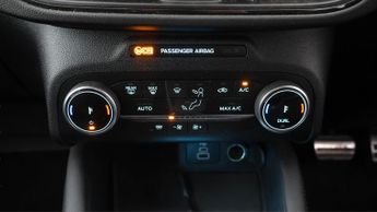 Ford Kuga ST-LINE EDITION