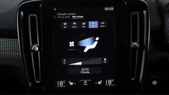 Volvo XC40 RECHARGE T4 R-DESIGN