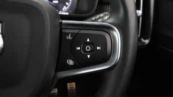 Volvo XC40 RECHARGE T4 R-DESIGN
