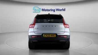 Volvo XC40 RECHARGE T4 R-DESIGN