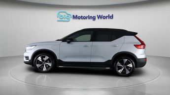 Volvo XC40 RECHARGE T4 R-DESIGN