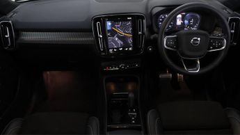 Volvo XC40 RECHARGE T4 R-DESIGN