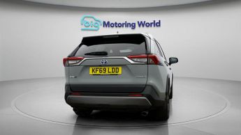 Toyota RAV4 VVT-I DESIGN