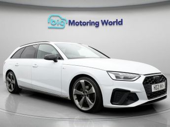 Audi A4 AVANT TFSI S LINE BLACK EDITION