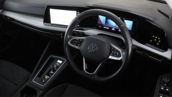 Volkswagen Golf LIFE TDI DSG