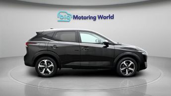 Nissan Qashqai DIG-T N-CONNECTA DCT